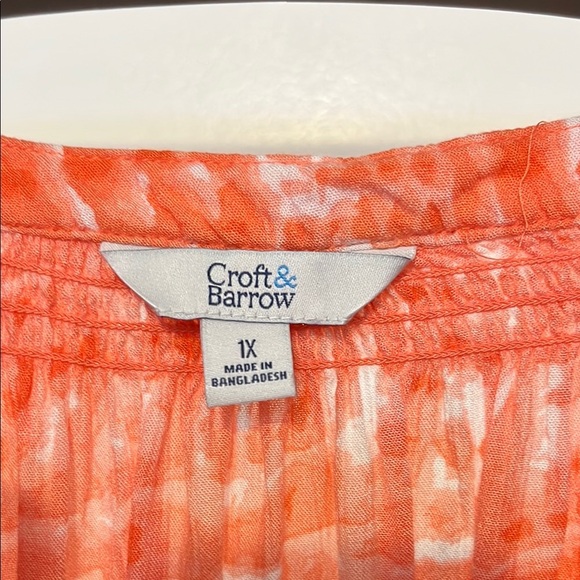 Croft & Barrow Orange and White Relaxed Pleated Blouse - Picture 2 of 9